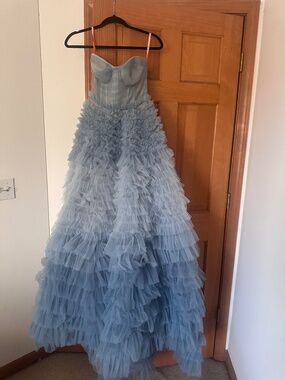 Milla - Light Blue Strapless Frill-Layered Fluffy Dress